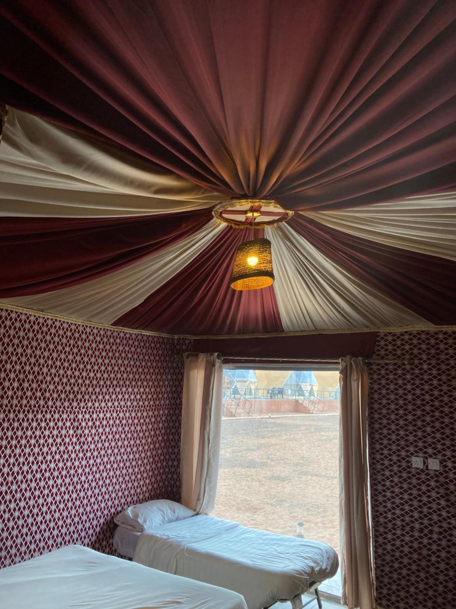 Wadi Rum Sky Camp Екстер'єр фото