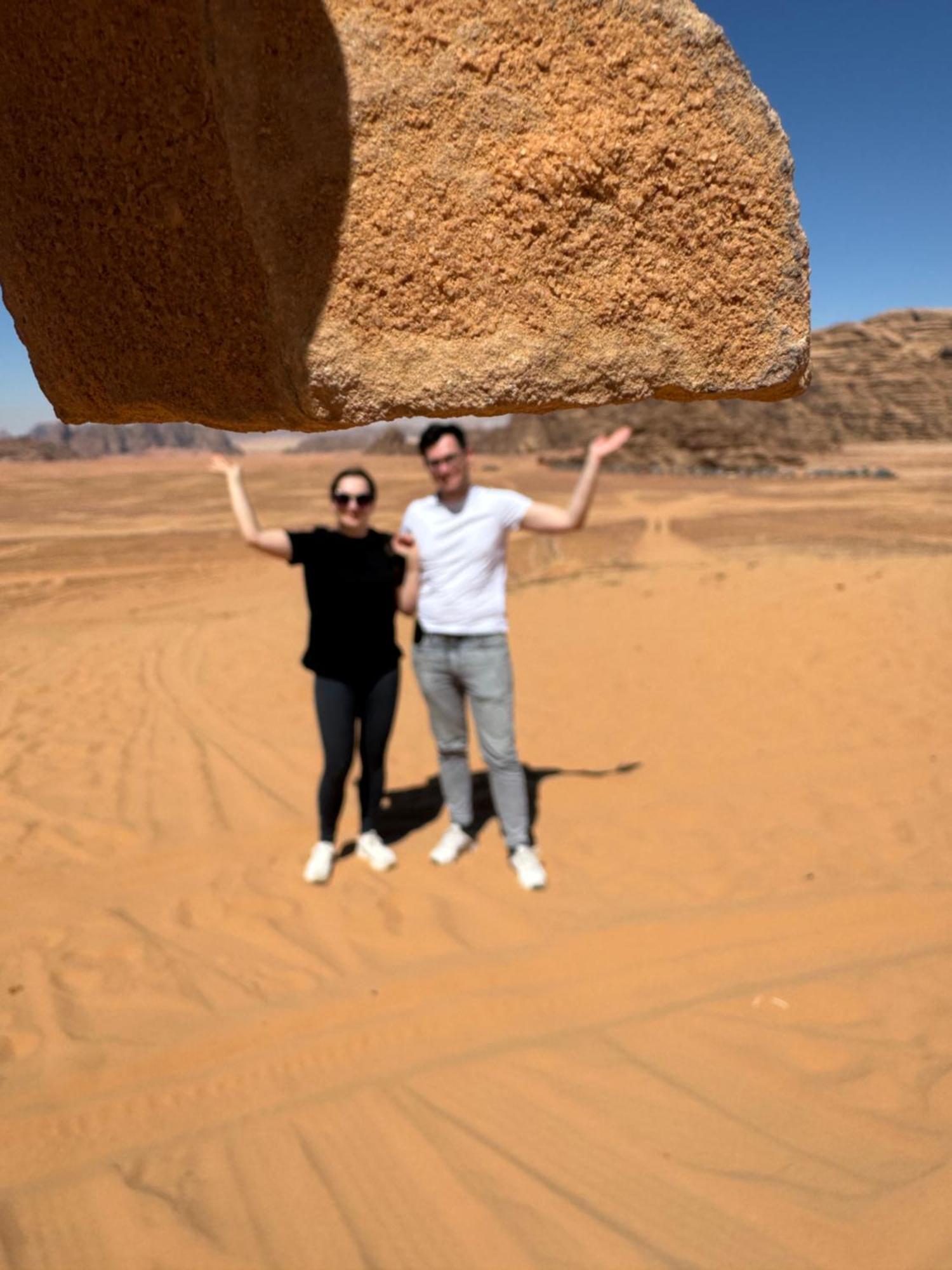 Wadi Rum Sky Camp Екстер'єр фото
