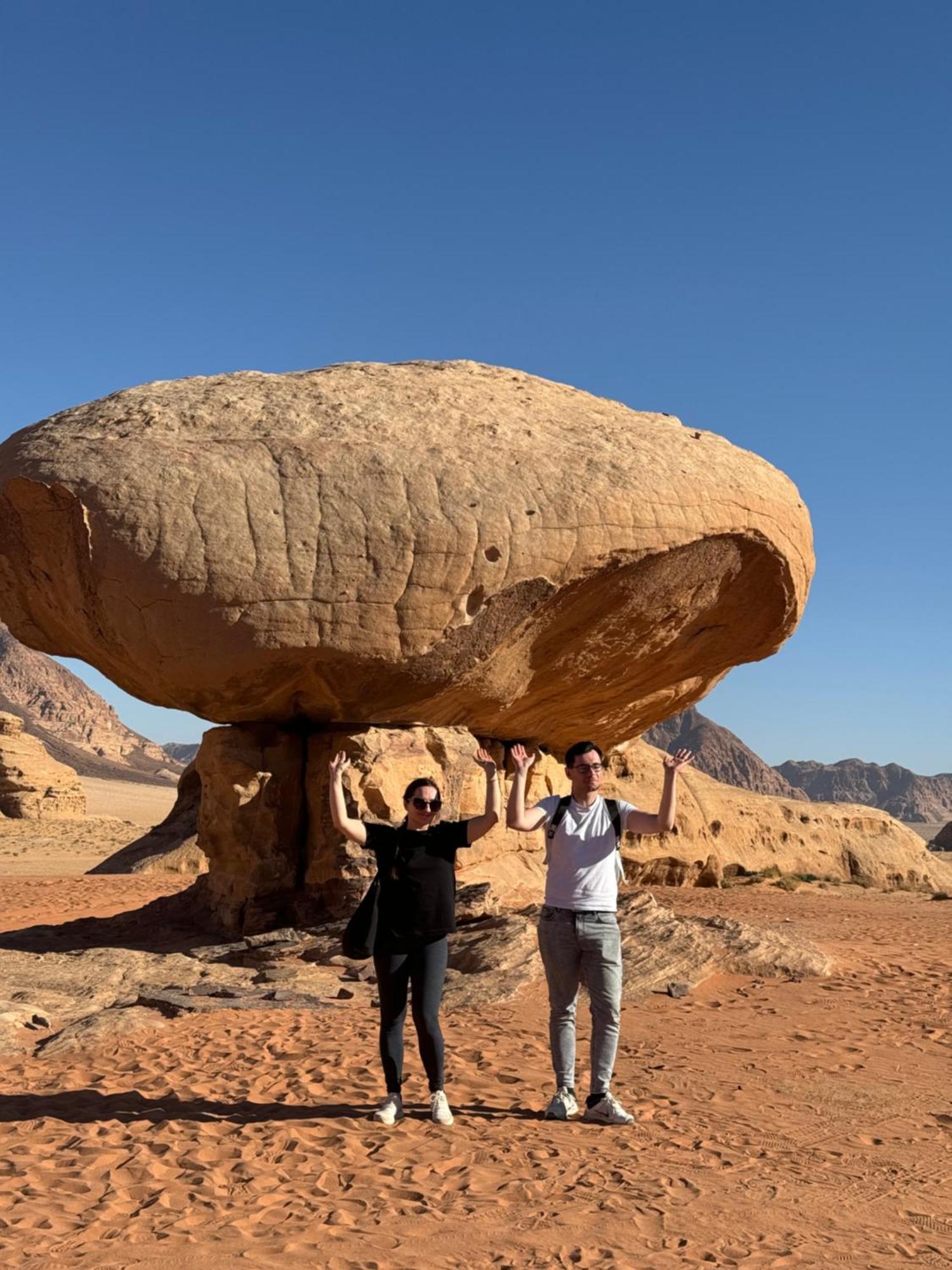 Wadi Rum Sky Camp Екстер'єр фото